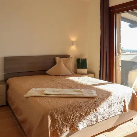Casa Lu Fraili Mit Pool Nuragheddu